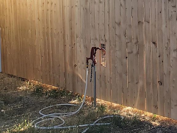 3rd image of 3670 G Rd