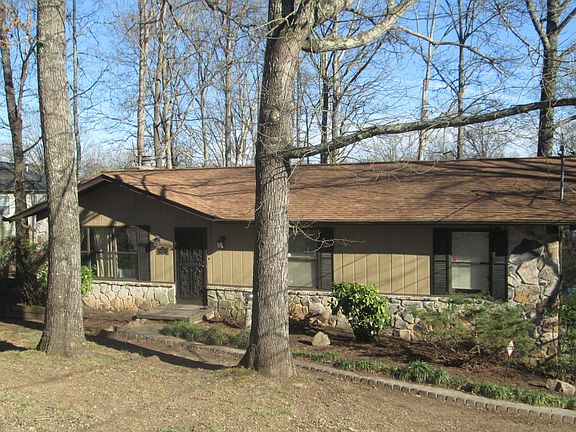 2nd image of 1612 Southshire Ln