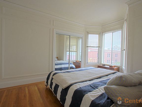 4th image of 1390 Pine St #34