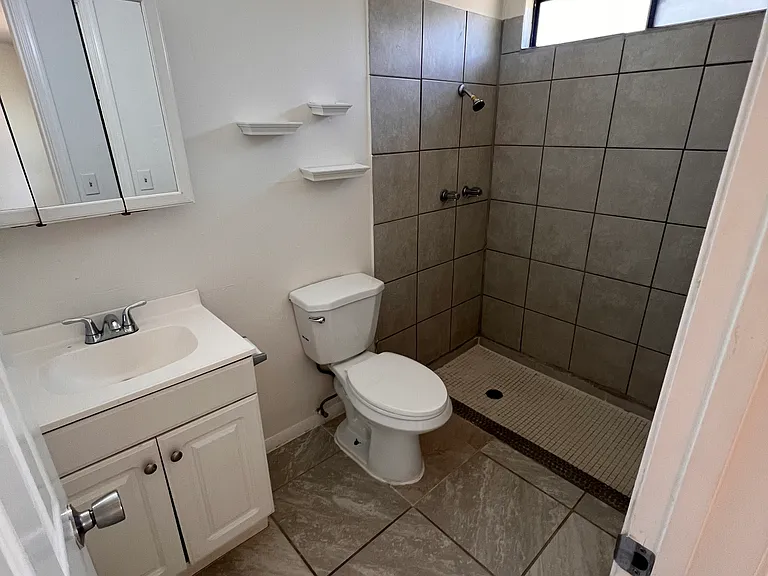 3639 S Yukon Pl — Photo 6