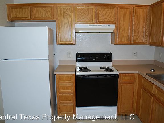 5th image of 221 W Dove Ln APT 202