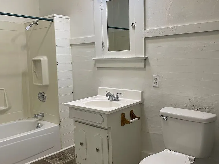 530 Grape St #2 — Photo 16