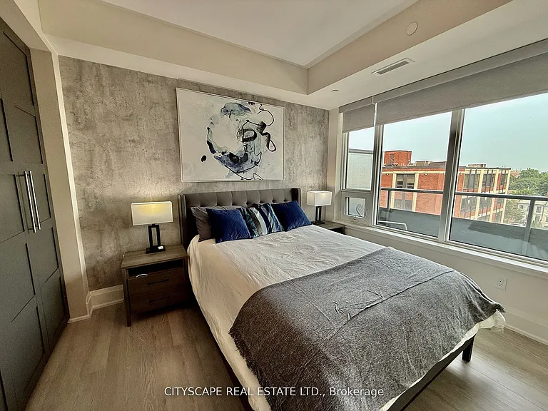 212 King William St #603 — Photo 10