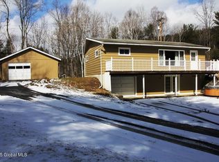 140 Sunnycrest Rd, Maryland, NY 12116