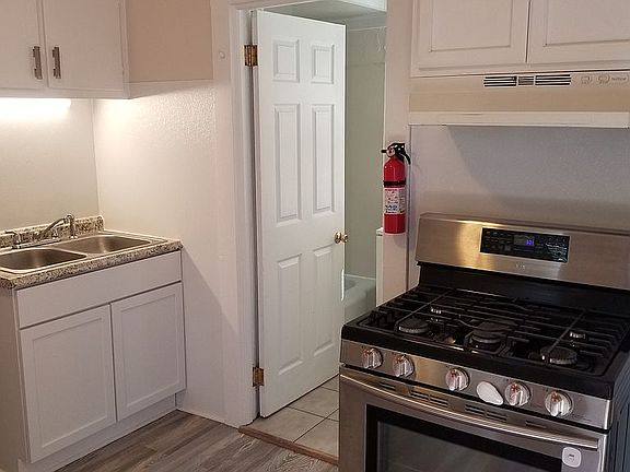 Downstairs kitchen