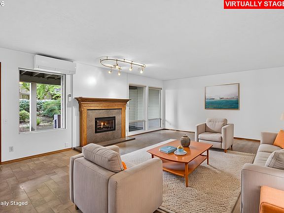 5th image of 2418 SE Baypoint Dr #L54