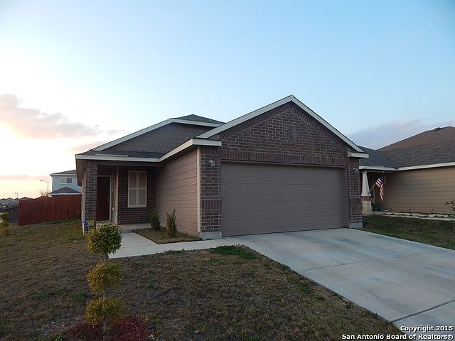 1st image of 9003 Oakwood Park