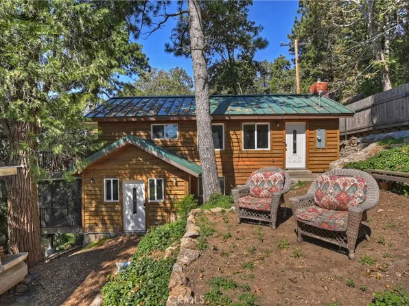 21635 Vista Rd, Cedarpines Park, CA 92322