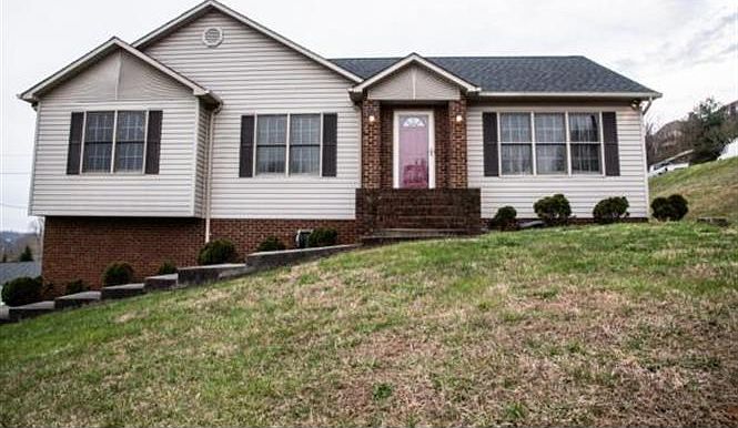 1st image of 980 Beechwood Dr