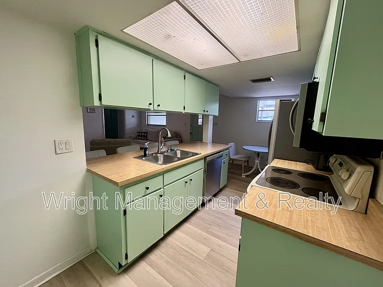 58 Arnoni Dr — Photo 11