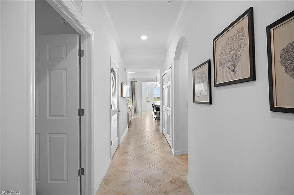 2 bed, 2.0 bath, 1198 sqft, $6,000 — Photo 2