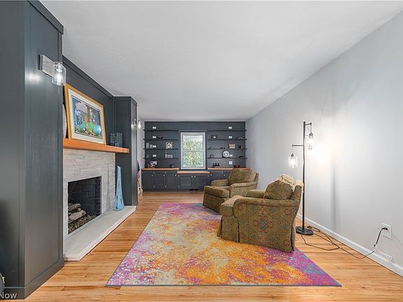 3rd image of 7461 River Rd