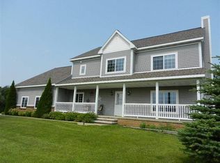 6294 Red Fox Ln, Perry, MI 48872