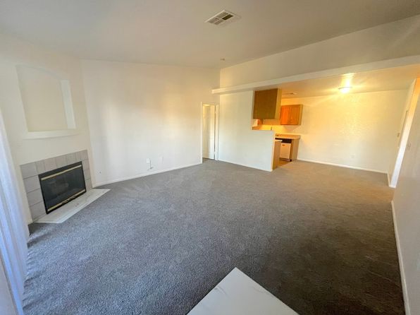 4730 E Craig Rd Unit 2113