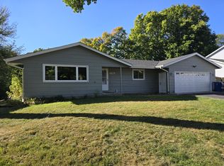 4679 Hampton Rd, Mound, MN 55364