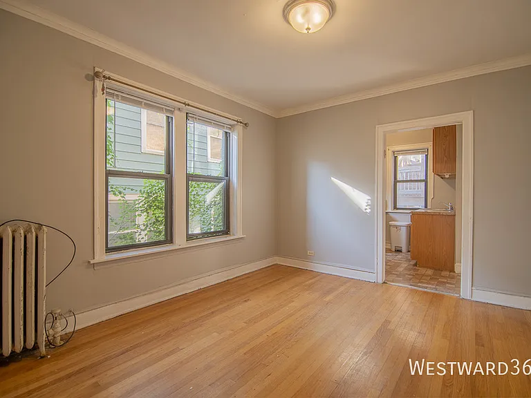 6055 N Hermitage Ave #1 — Photo 10