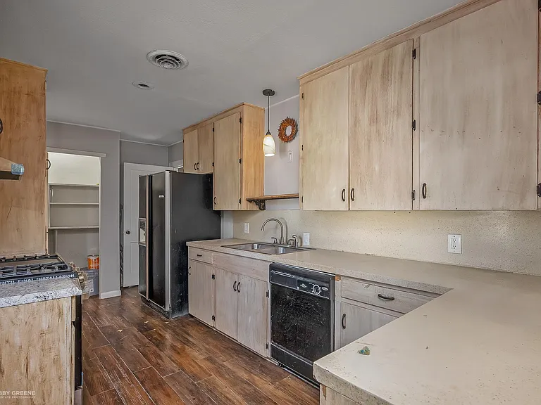 4518 Finley Dr — Photo 14
