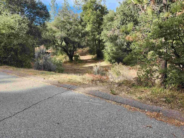 7524 Corte Madera Rd, Pine Valley, CA 91962