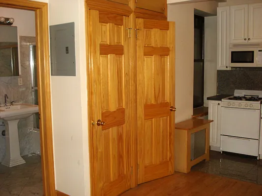 Rented by E and G Realty Group | media 22