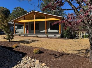 100 Beech St, Black Mountain, NC 28711