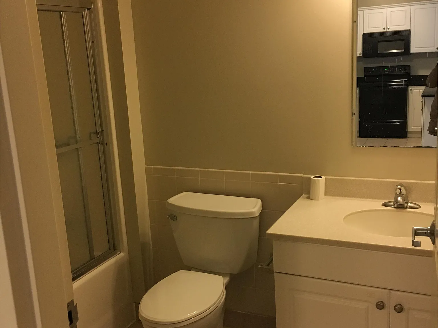 10 Florence Street - 406 — Photo 3