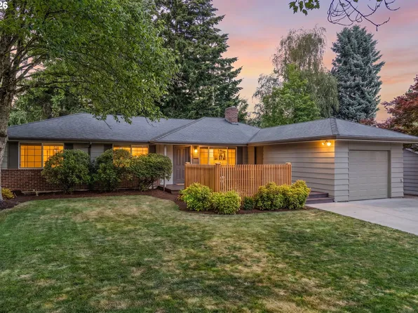 2140 SW Knollcrest Dr, Portland, OR 97225