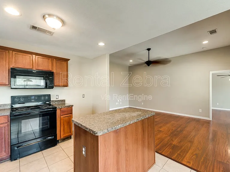 517 Misty Mountain Dr — Photo 6