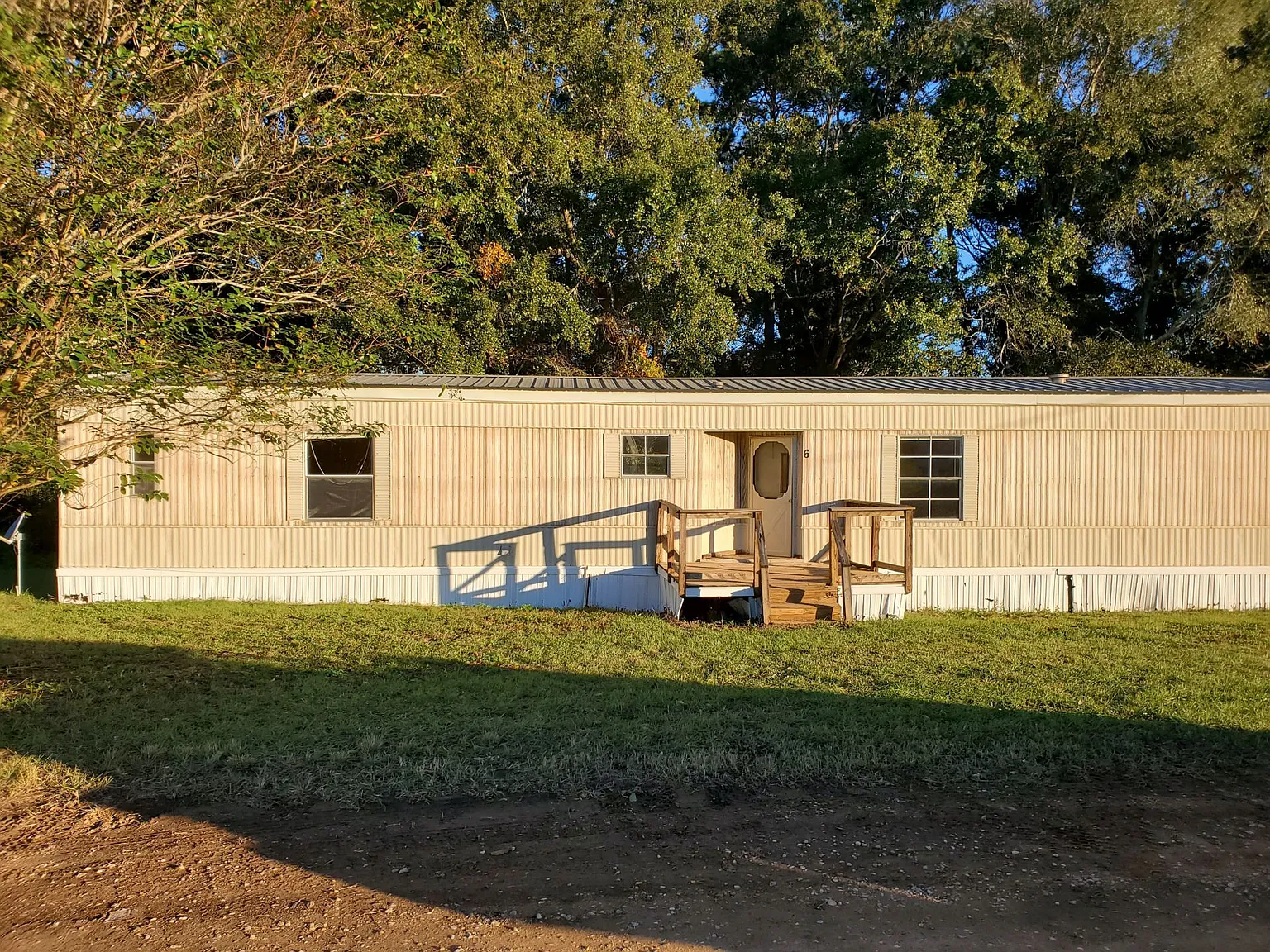 Legends Mobile Home Park — Photo 1