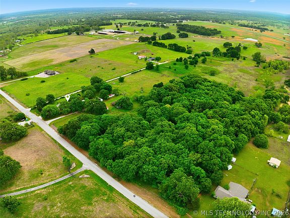 2nd image of County Road 1600