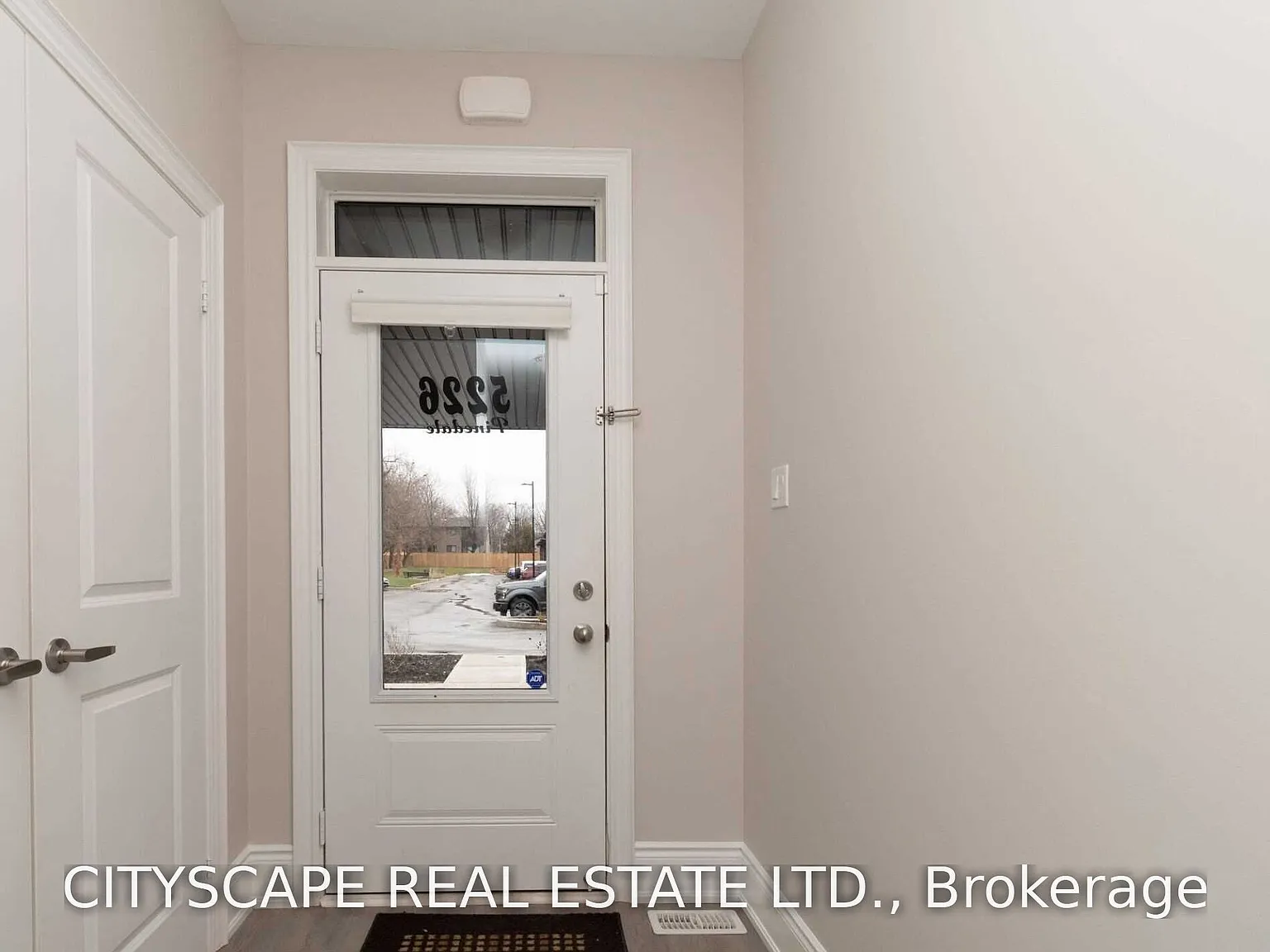 3 bed, $3,800 — Photo 3