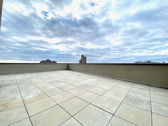 4th image of 409 Eastern Pkwy #903A