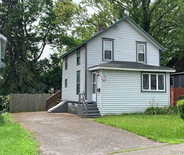 1st image of 307 Pacific Ave