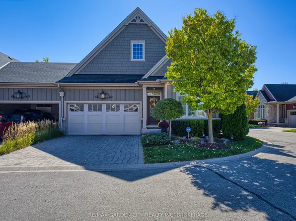 215 Vansickle Rd #15, Saint Catharines, ON L2S 0E3