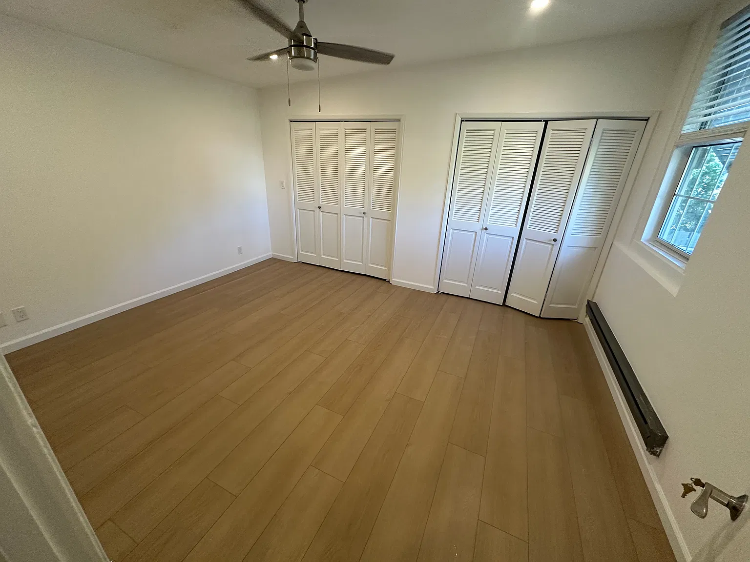 241 El Camino Real — Photo 3