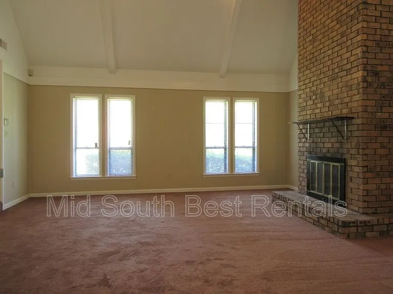 5299 Orangewood Rd — Photo 4