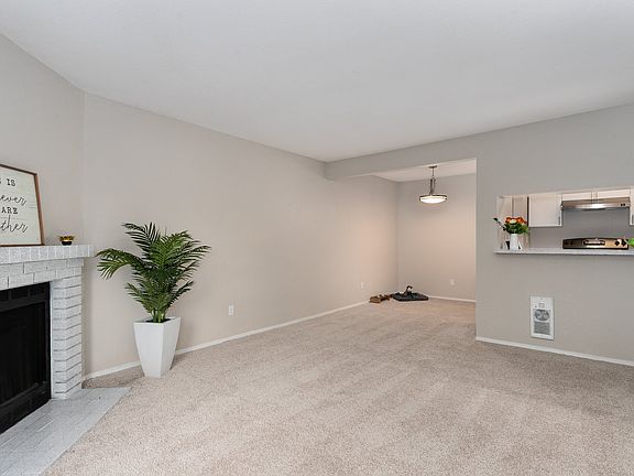 Bayview Apartment Homes Living Room Model Unit