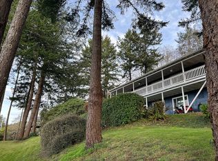 15908 Pelican Bay Dr, Brookings, OR 97415