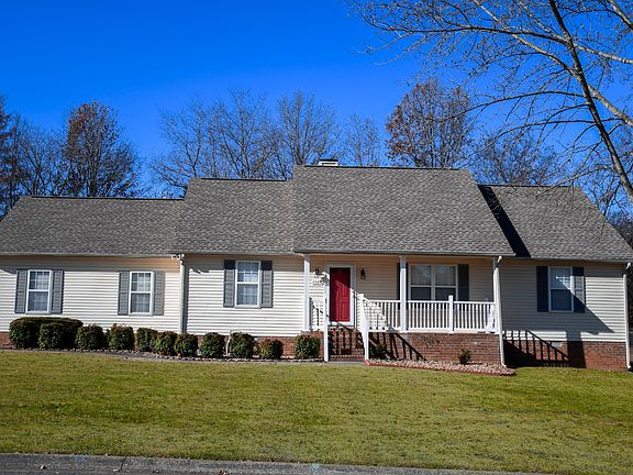 3rd image of 1508 Magnolia Dr