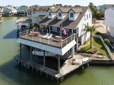 904 Short Reach Dr, Tiki Island, TX, 77554