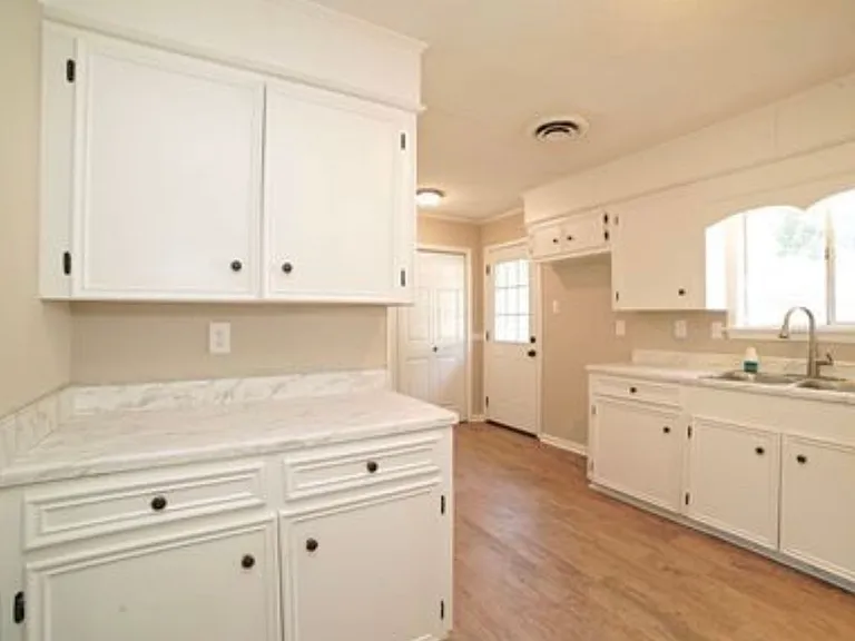 1125 N Martin Luther King Jr Rd — Photo 3