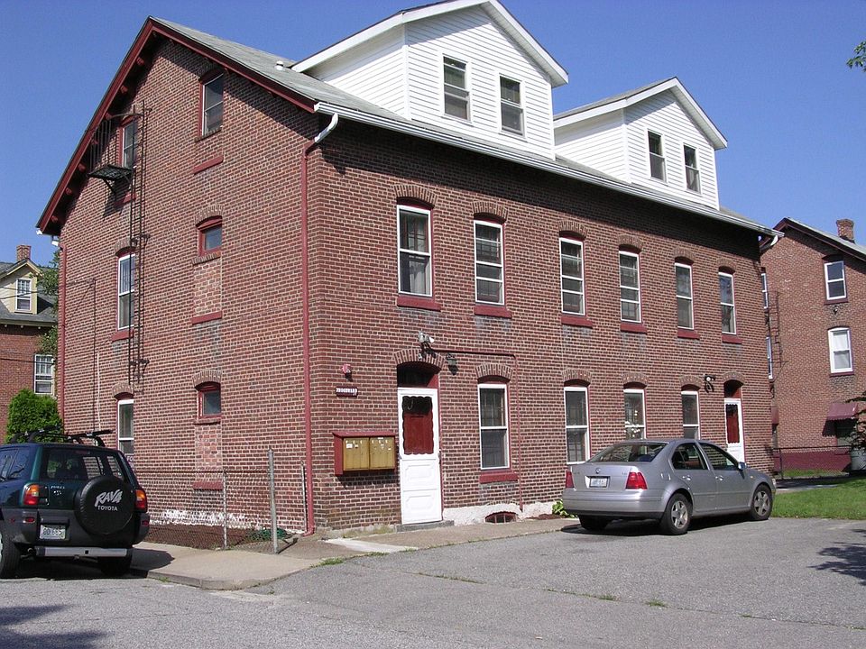 1st image of 3 Woodward St Unit 2L
