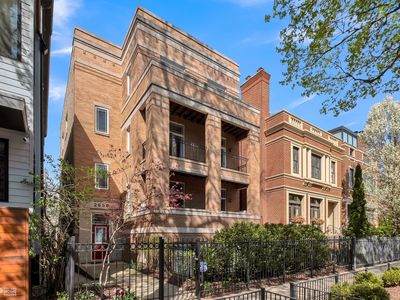 2650 N Mildred Ave APT 2, Chicago, IL, 60614