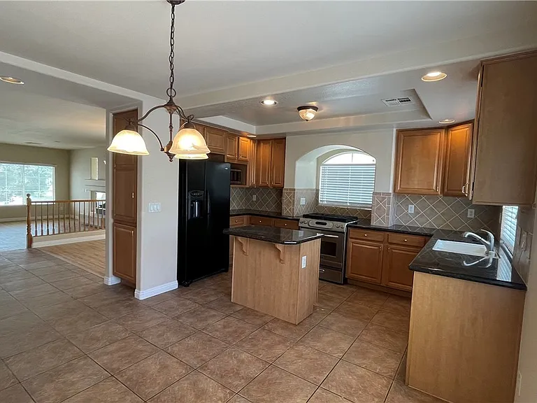 1036 Bearpaw Catch Ct — Photo 3