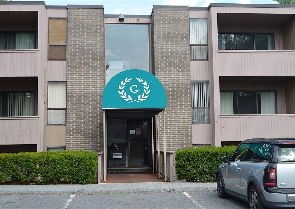 1st image of 62 Shrewsbury Green Dr Unit K