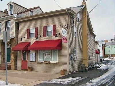 1st image of 336 Dock St
