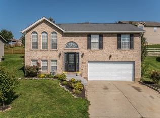 263 Fairway Dr, Dry Ridge, KY 41035