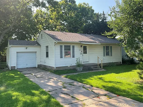 3223 S Jamestown Ave Photo 1