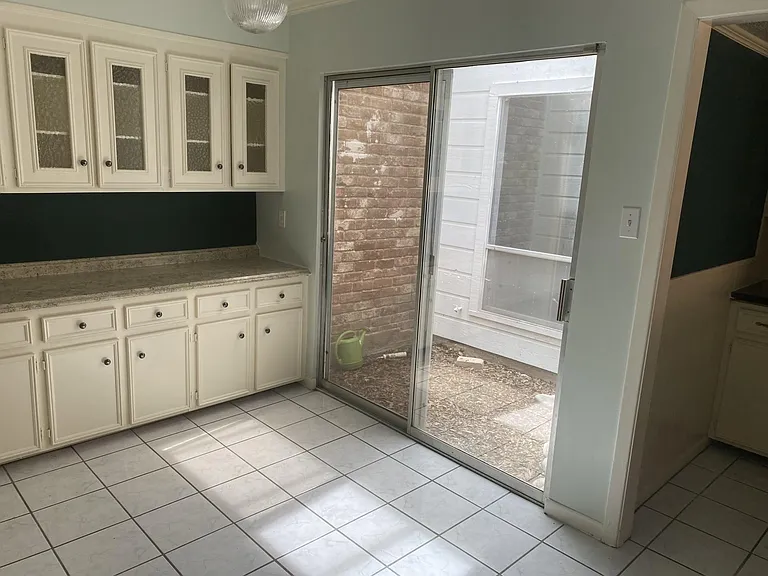 5 Bendwood Dr — Photo 6