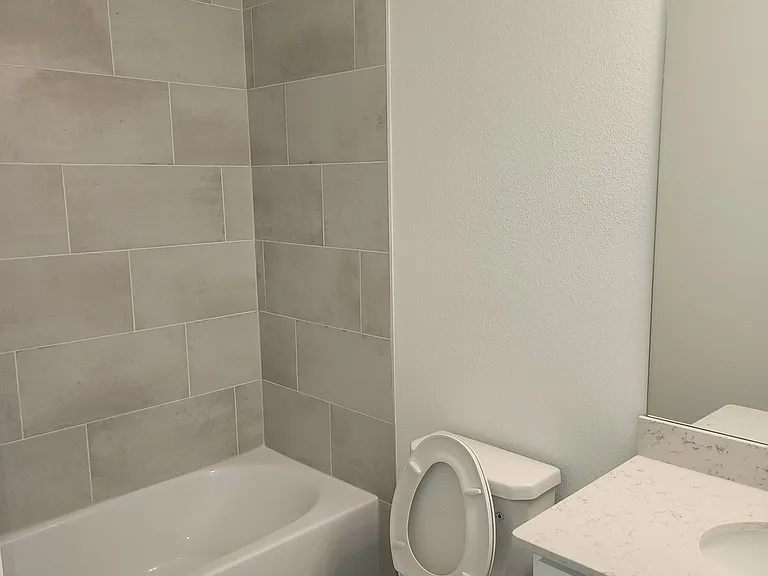 19497 SW 77th Pl — Photo 28