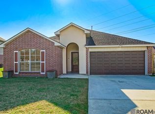 23853 Springhill Dr, Denham Springs, LA 70726